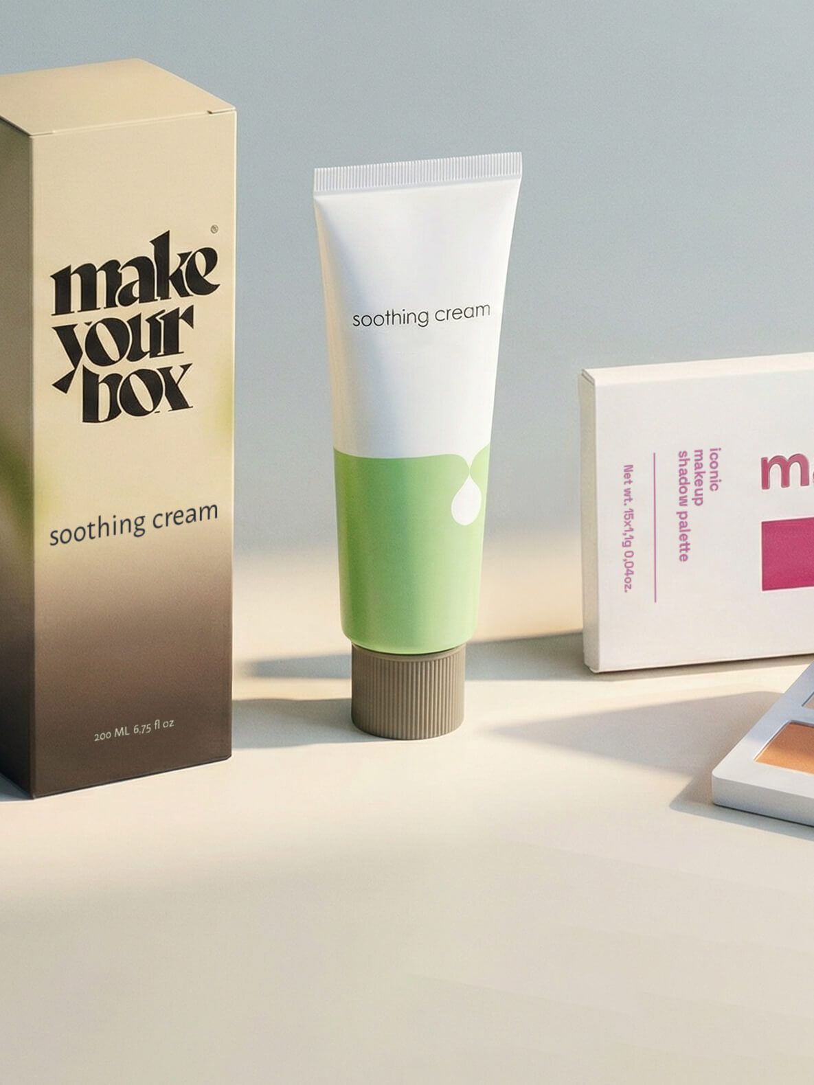 Cosmetic packaging
